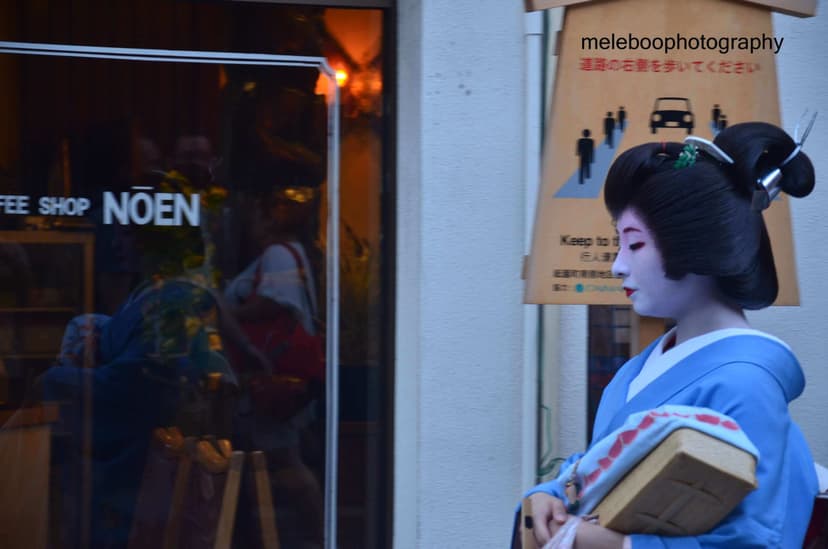 Geisha in Kyoto 2